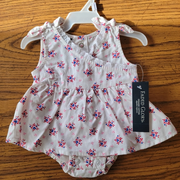 Faded Glory Other - Girl's newborn dress